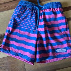 Vineyard vines boys swim shorts trunks euc size 6 flag